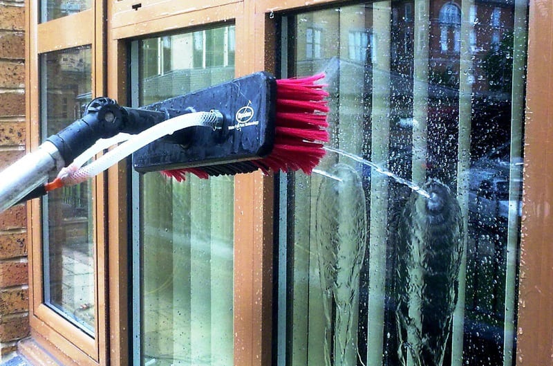 Dangers of Do It Yourself Window Cleaning