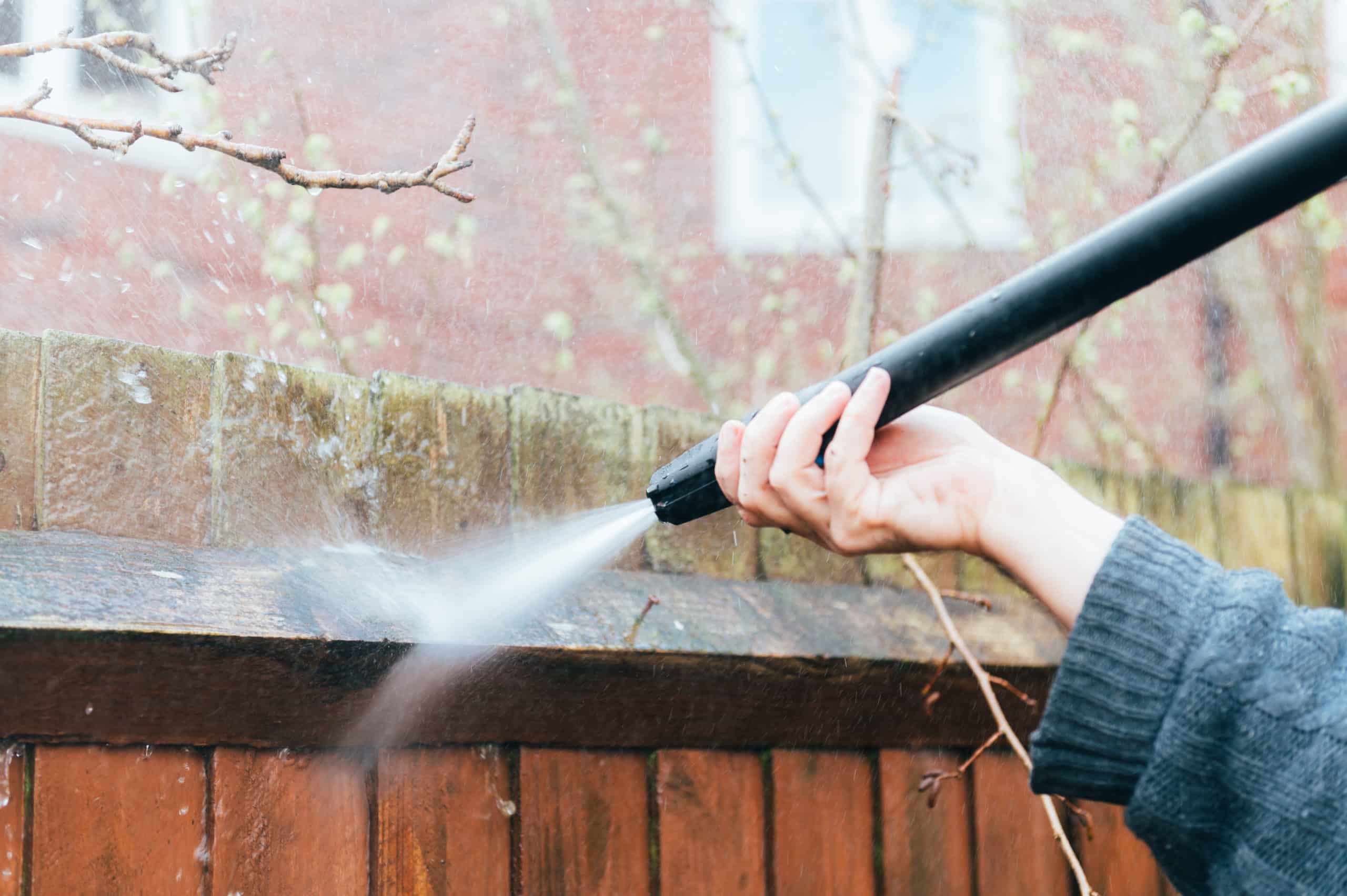 How Can Power Washing Help Your Home for the Winter
